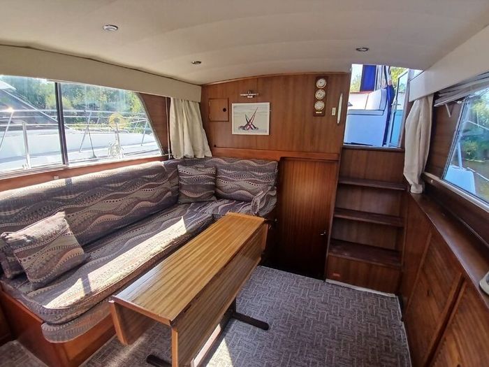 Broom Motor Cruiser