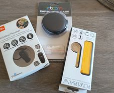 Headphones, powerbank and case