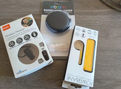 Headphones, powerbank and case