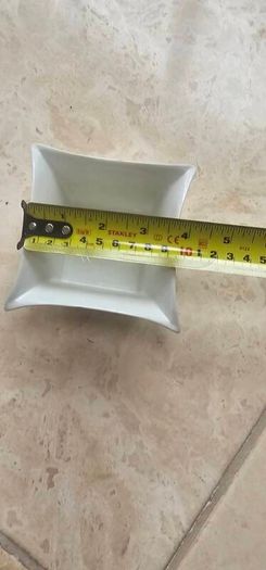 Porcelain dish
