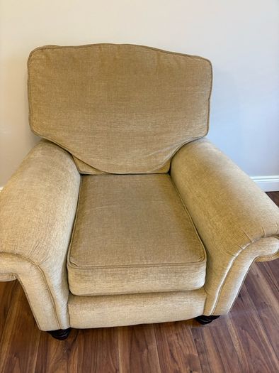 Fabulous Finline armchairs