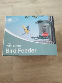 Bird Feeder with Camera
