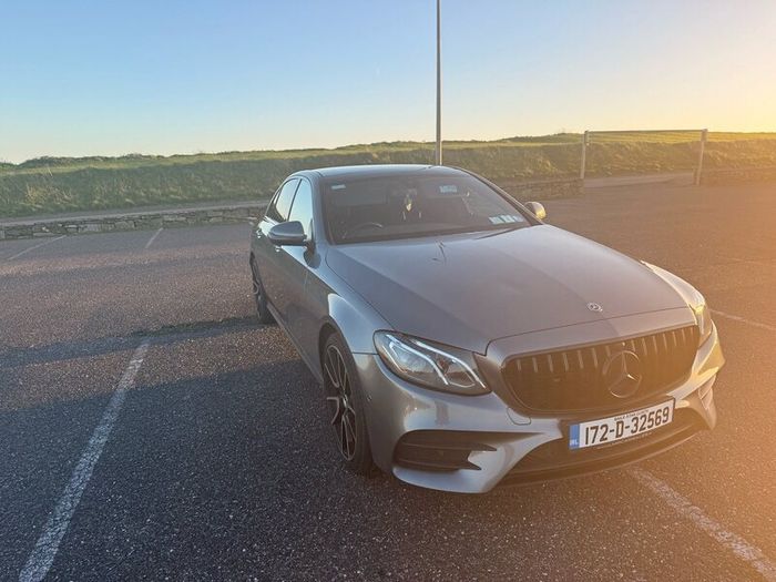AnaMihaelaIvan Jobs: Mercedes Benz E220 AMG Premium Night Edition 2017
