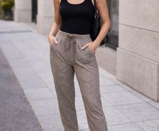 BRAND NEW Ladies Trousers: Size 10