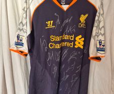 Rare Liverpool 2012/13 Squad Signed Steven Gerrard Third Shirt SUAREZ,GERRARD,CARRAGHER,ROGERS,STURRIDGE SIGNED,Plus the rest of the squad