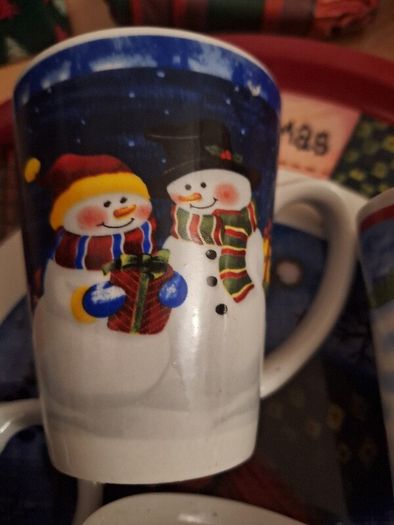Assorted Mugs and 2 Large Plastic Plates