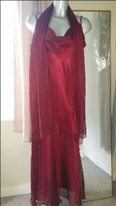 Wallis exclusive maxi dress with shawl  red wine /burgundy size UK14 EUR42 Perfect condition