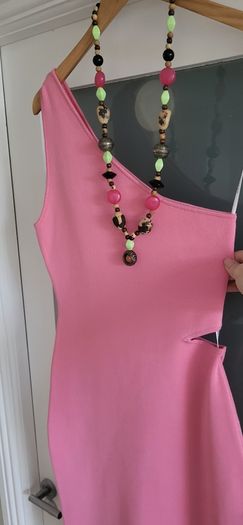 FOREVER NEW Barbie Pink Cut-out One Shoulder knit Sz 10UK - Bnwot Rrp 159 (New)