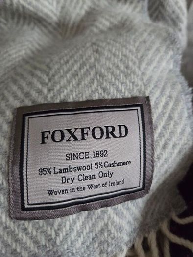 Foxford throw