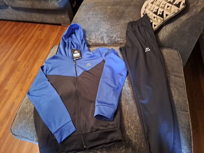 Teenage boys MONTIREX tracksuit (Turkey)