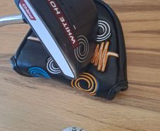 Odyssey Black V-Line White Hot Pro Putter