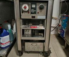 Henny Penny 520 pressure fryer