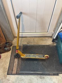 Fusion stunt scooter