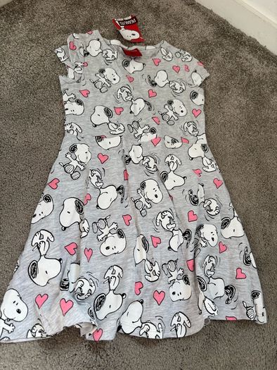 New girl dress 5/6years old 116cm peanuts