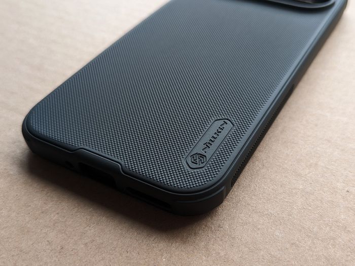 Nillkin Super Frosted Shield Pro Magnetic Case for Google Pixel 9 / 9 Pro