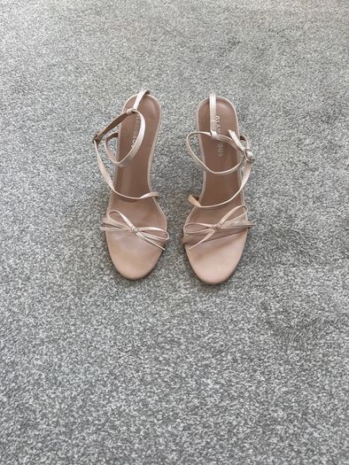 Pretty Pink Bow Strappy Sandal size 5 (38)