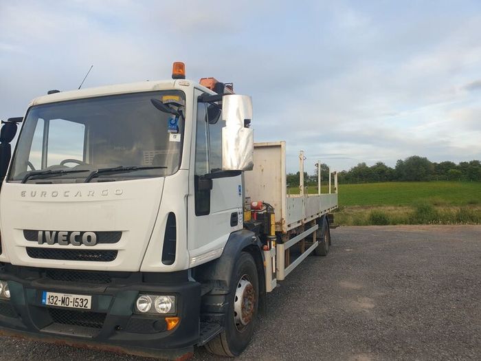 Iveco  180E (auto)  18 ton.  crane lorry