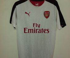 arsenal jersey