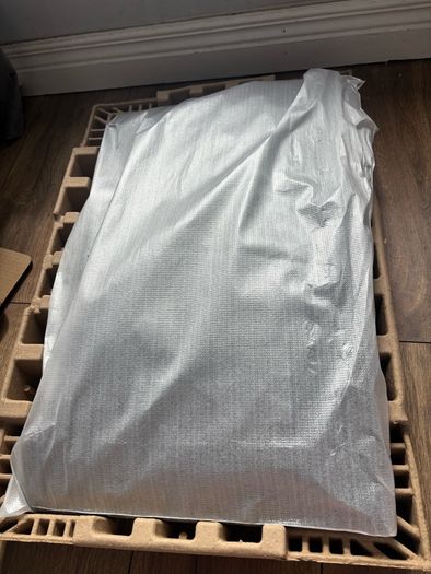 Brand new gaming Monitor MSI MAG 27C6X