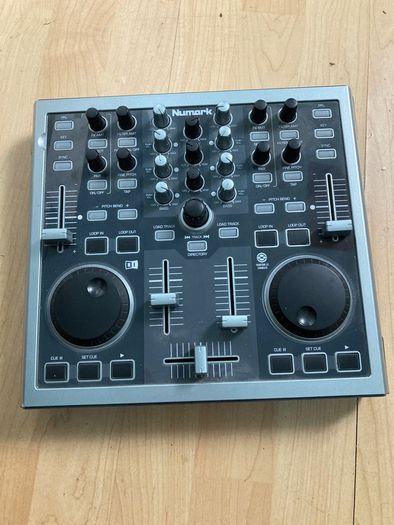 Numark USB DJ Mixer