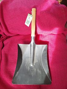 Short Handled Garden Shovel