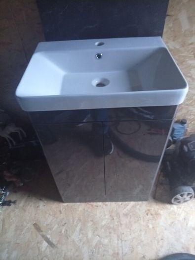 600 mm bathroom vanity unit