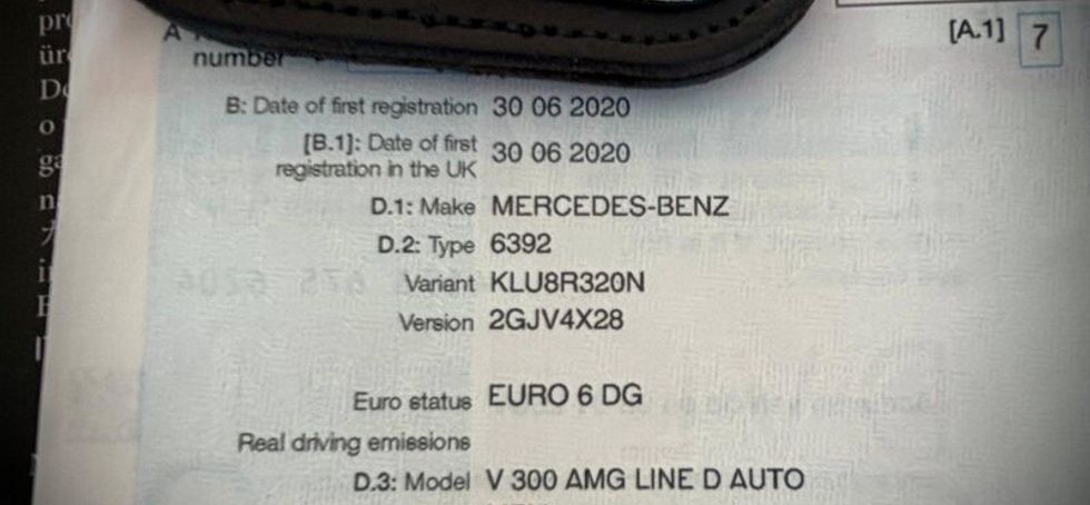 Mercedes V300 AMG