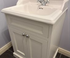 Burlington 650mm 2 Door Floorstanding Vanity Unit With Basin