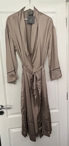Francis Brennan Champagne Satin Dressing Gown BNWT
