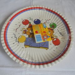 Paper Plates x 6 for Sale