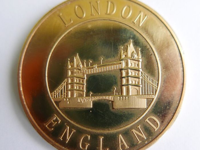 Vintage London England Medal