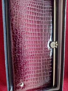 leather purse