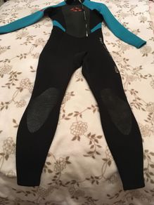 Wetsuit size - Small, would fit size 8-10