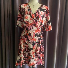 Brand new Quiz dress 18