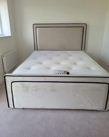 New 4'6" Grey Plush Bumper bed & MemoryFoam Orthopedic Mattress