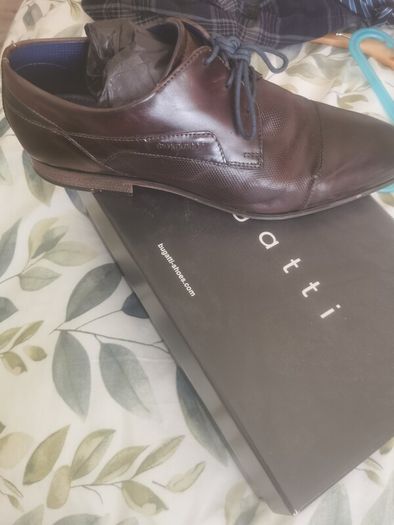 men's shoes