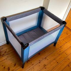 Mamas & Papas Travel Cot With Mattress & Carry Bag | Great Condition