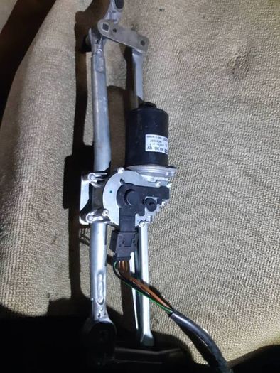 Bmw E90 E91 3 Series Front Wiper Motor And Linkage 7161710-045 6978264
