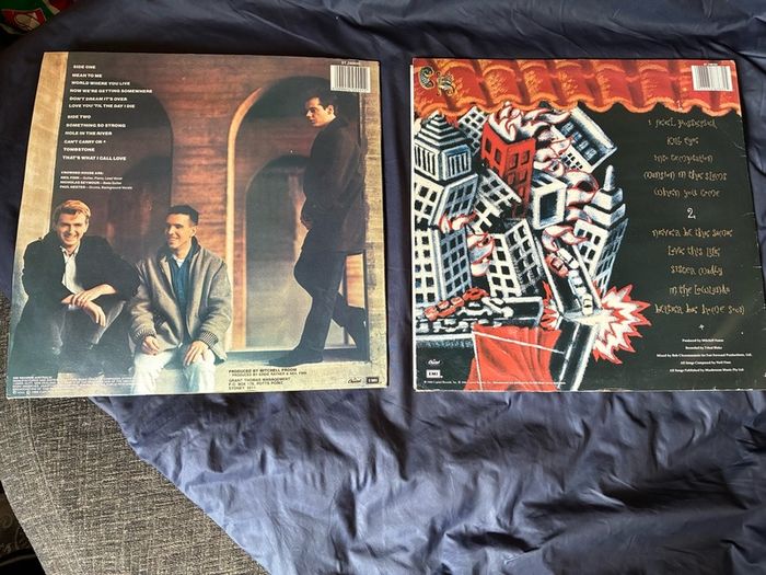 Crowded House 1986 + 88 vinyl albums