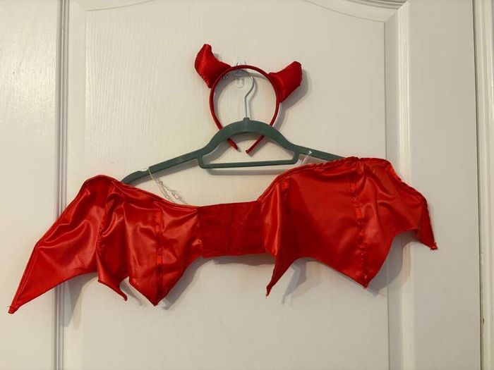 Girls' Devil Halloween Costume with Cape, Wings, Horns and Trident. Size 3