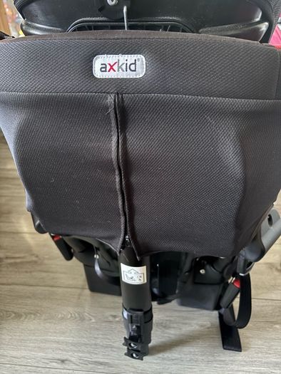 Axkid Car Seat