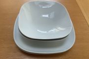 IKEA 2 square plates and 2 square bowls