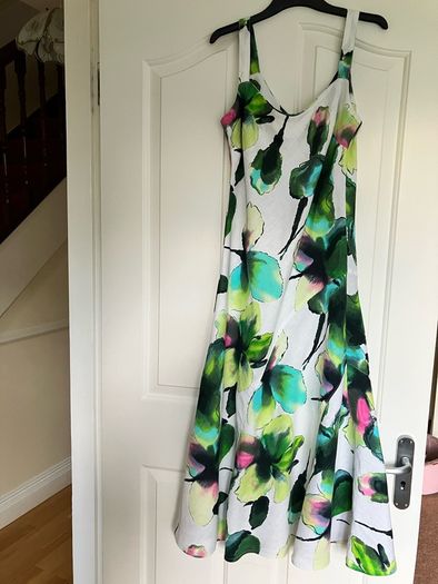 Beautiful dress by Per Una