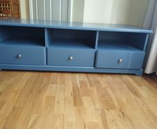 Tv unit