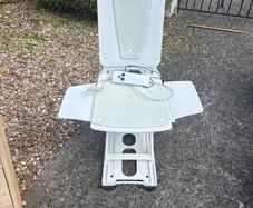 bath lift