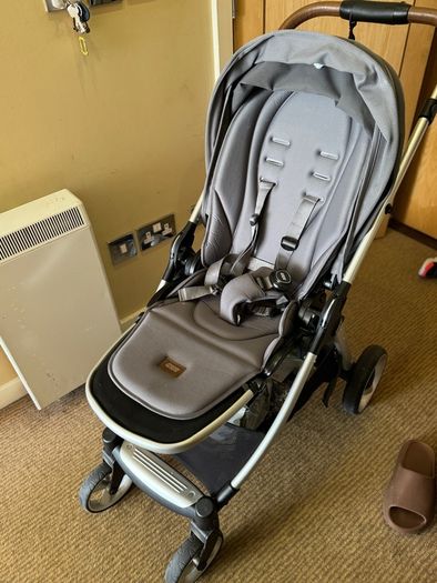 Buggy / Pram / Car Seat / Bassinet travel system