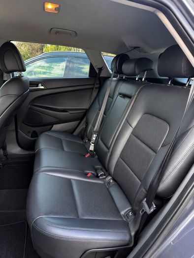 2016 Hyundai Tucson Premium 1.7 CRDi  High Spec