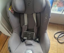 Cybex Sirona T car seat