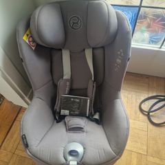 Cybex Sirona T car seat