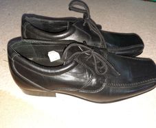 Katers black shoes, size 37